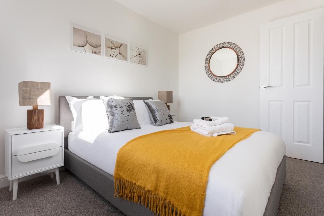 Castle Reach Apartment Κόλτσεστερ Εξωτερικό φωτογραφία