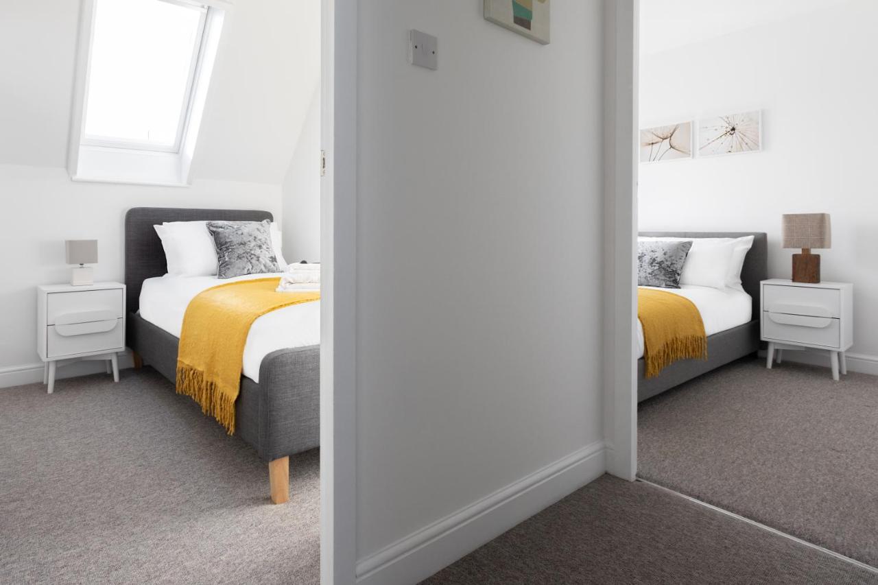 Castle Reach Apartment Κόλτσεστερ Δωμάτιο φωτογραφία
