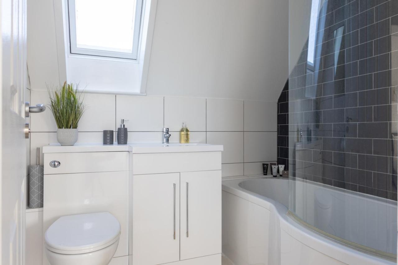 Castle Reach Apartment Κόλτσεστερ Δωμάτιο φωτογραφία